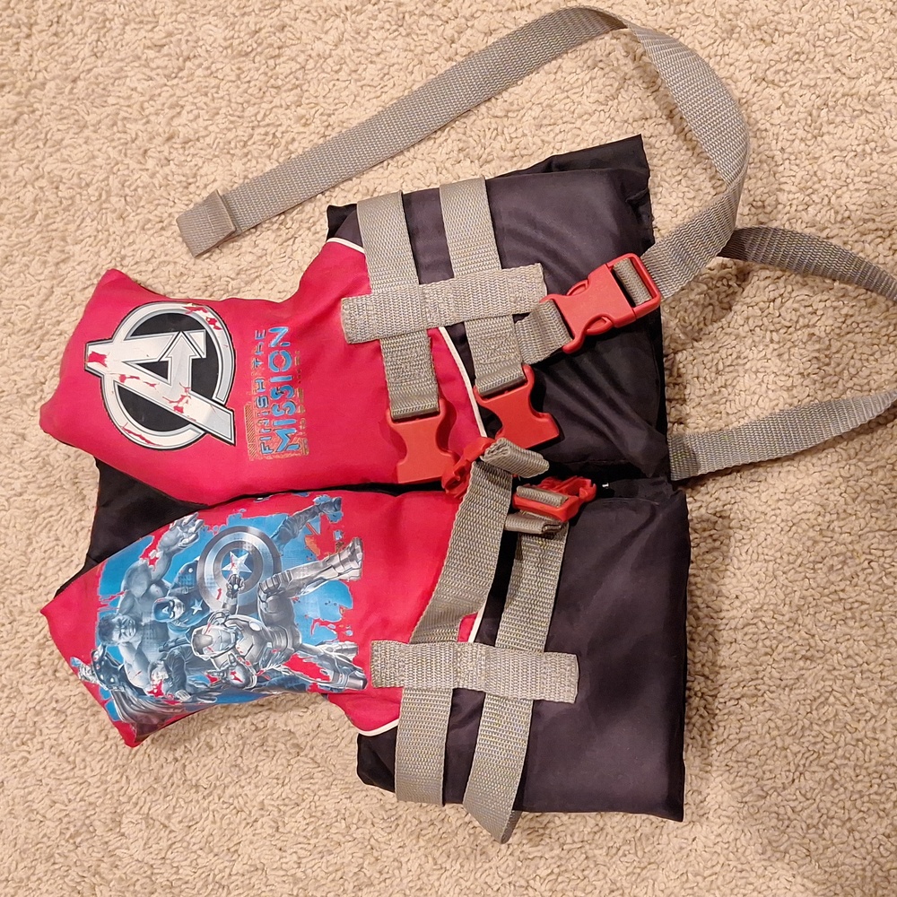 Child life jacket- Avengers